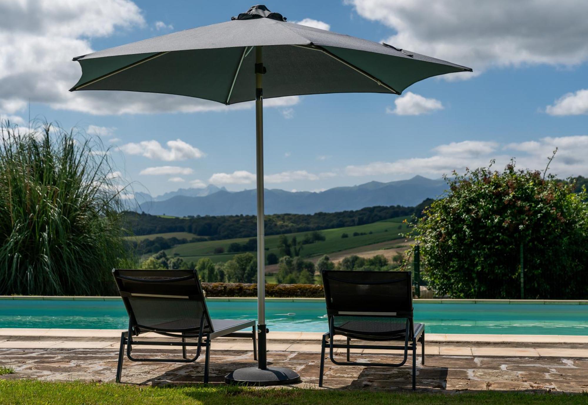 Le Relais Du Faget Hotel Oloron-Sainte-Marie Luaran gambar